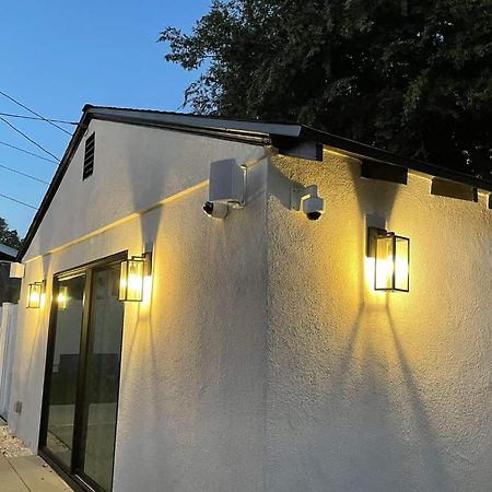 Gated Private House With Own Parking Sherman Oaks Los Ángeles Exterior foto