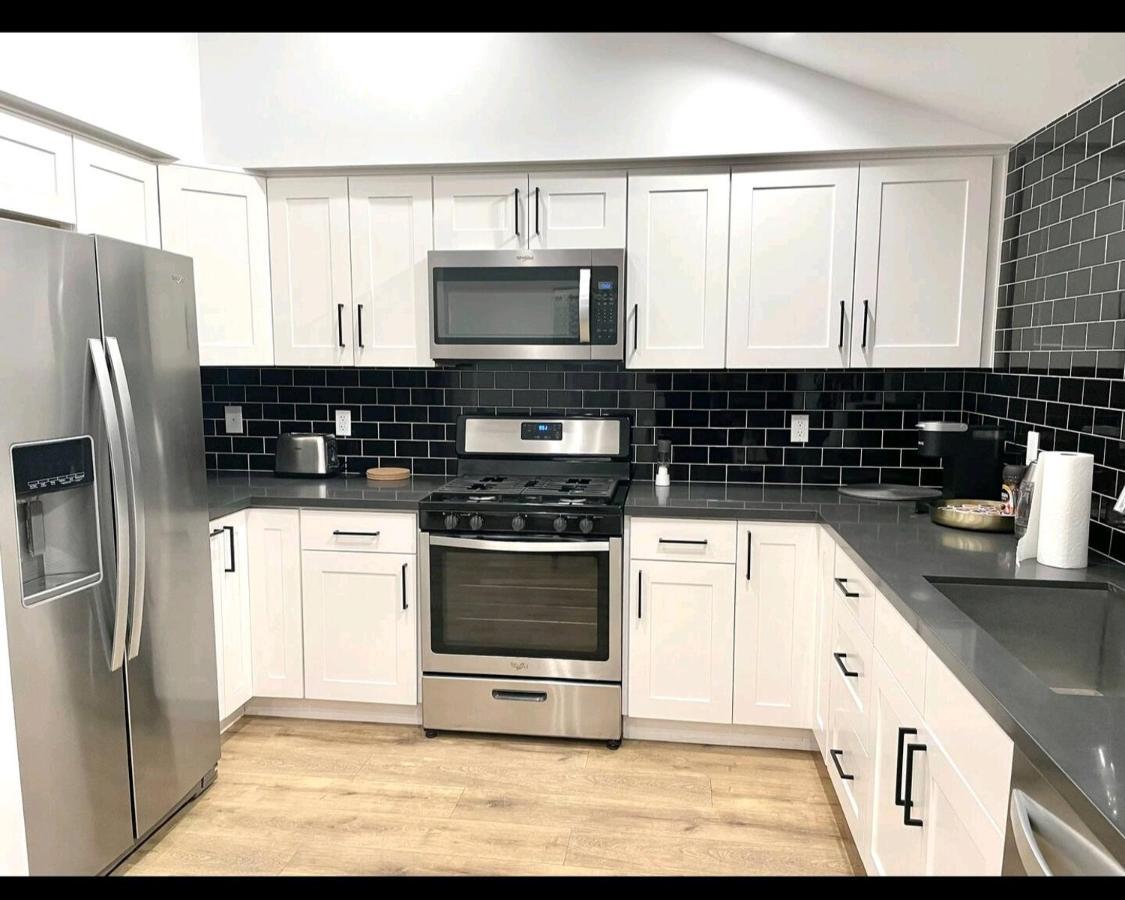 Gated Private House With Own Parking Sherman Oaks Los Ángeles Exterior foto